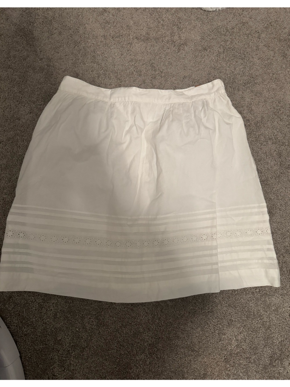 G.H. Bass & Co. White Eyelet A-Line Skirt